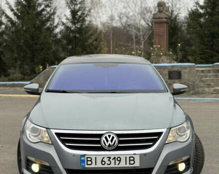 Серый Фольксваген Пассат, объемом двигателя 1.8 л и пробегом 180 тыс. км за 8800 $, фото 2 на Automoto.ua