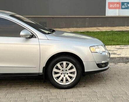 Серый Фольксваген Пассат, объемом двигателя 1.8 л и пробегом 163 тыс. км за 7650 $, фото 16 на Automoto.ua