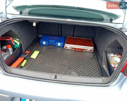 Серый Фольксваген Пассат, объемом двигателя 1.8 л и пробегом 96 тыс. км за 9000 $, фото 9 на Automoto.ua