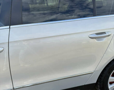 Фольксваген Пассат 2010 в Калуше на Automoto.ua Серый Фольксваген Пассат, объемом двигателя 2 л и пробегом 350 тыс. км за 6900 $, фото 5 на Automoto.ua