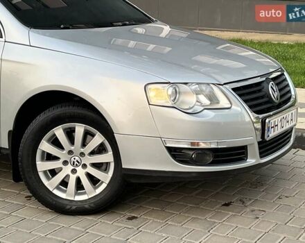 Серый Фольксваген Пассат, объемом двигателя 1.8 л и пробегом 163 тыс. км за 7650 $, фото 8 на Automoto.ua