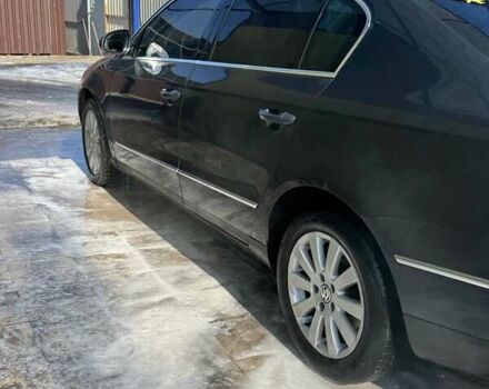 Сірий Фольксваген Пассат, об'ємом двигуна 1.97 л та пробігом 285 тис. км за 8400 $, фото 2 на Automoto.ua