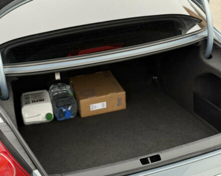 Серый Фольксваген Пассат, объемом двигателя 1.8 л и пробегом 180 тыс. км за 8800 $, фото 9 на Automoto.ua