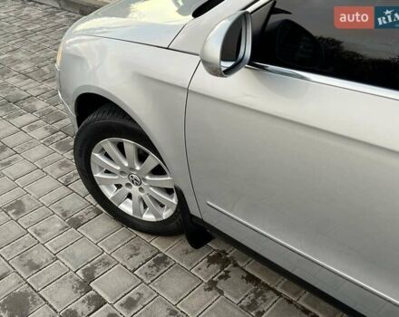 Серый Фольксваген Пассат, объемом двигателя 1.8 л и пробегом 163 тыс. км за 7650 $, фото 42 на Automoto.ua