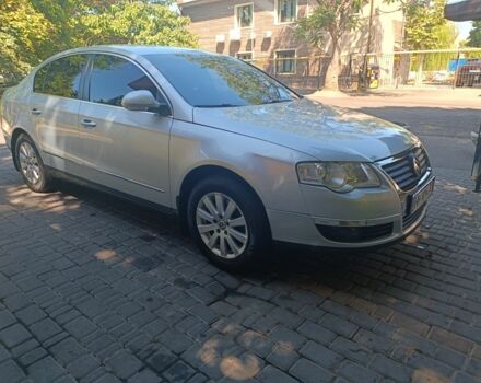 Серый Фольксваген Пассат, объемом двигателя 1.8 л и пробегом 189 тыс. км за 6800 $, фото 3 на Automoto.ua