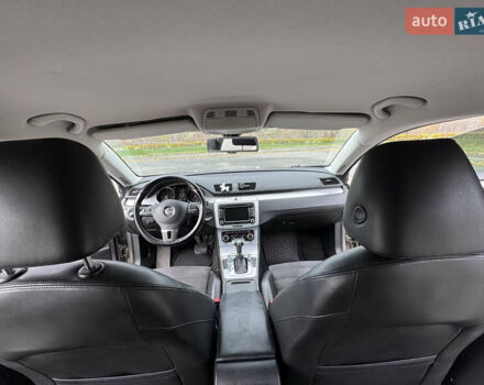 Серый Фольксваген Пассат, объемом двигателя 1.97 л и пробегом 254 тыс. км за 9300 $, фото 16 на Automoto.ua