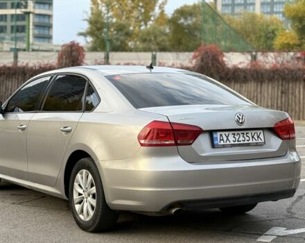 Серый Фольксваген Пассат, объемом двигателя 2.5 л и пробегом 220 тыс. км за 7500 $, фото 5 на Automoto.ua