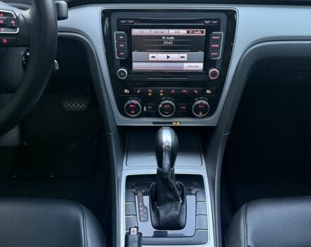 Серый Фольксваген Пассат, объемом двигателя 2.5 л и пробегом 250 тыс. км за 9700 $, фото 19 на Automoto.ua