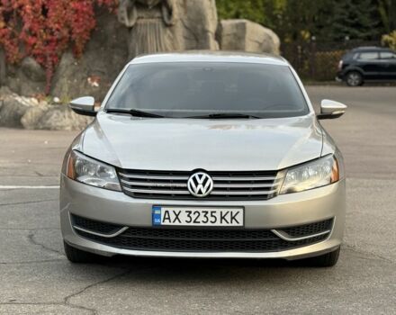 Серый Фольксваген Пассат, объемом двигателя 2.5 л и пробегом 220 тыс. км за 7500 $, фото 2 на Automoto.ua