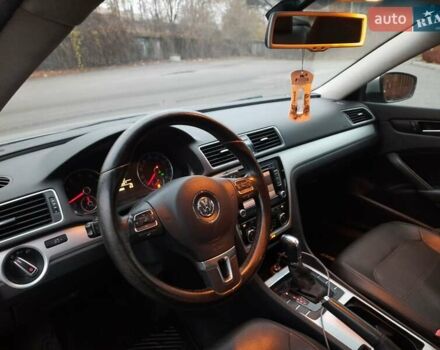 Сірий Фольксваген Пассат, об'ємом двигуна 2.48 л та пробігом 216 тис. км за 8250 $, фото 17 на Automoto.ua