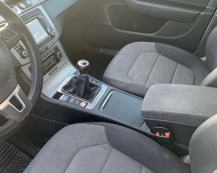 Серый Фольксваген Пассат, объемом двигателя 1.8 л и пробегом 234 тыс. км за 10300 $, фото 11 на Automoto.ua