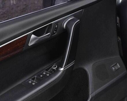 Серый Фольксваген Пассат, объемом двигателя 1.8 л и пробегом 186 тыс. км за 9490 $, фото 11 на Automoto.ua