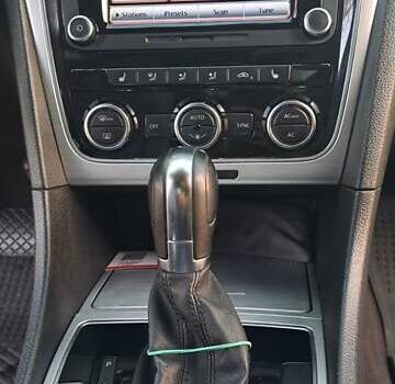 Фольксваген Пассат 2011 в Николаеве на Automoto.ua Серый Фольксваген Пассат, объемом двигателя 2.5 л и пробегом 202 тыс. км за 10000 $, фото 5 на Automoto.ua