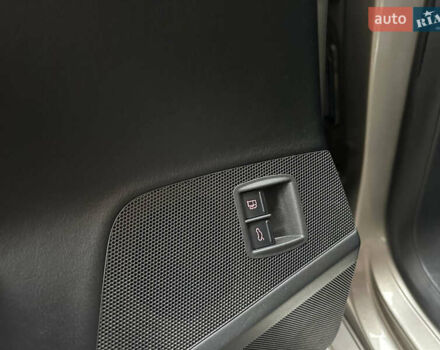 Сірий Фольксваген Пассат, об'ємом двигуна 1.8 л та пробігом 120 тис. км за 7990 $, фото 21 на Automoto.ua