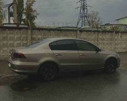 Серый Фольксваген Пассат, объемом двигателя 1.97 л и пробегом 238 тыс. км за 8700 $, фото 15 на Automoto.ua