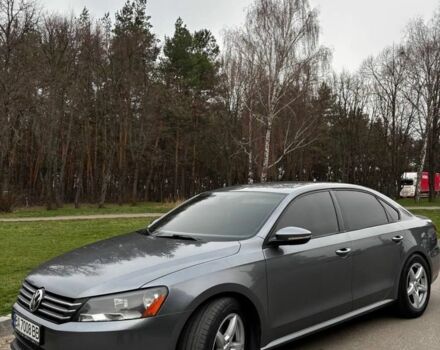 Серый Фольксваген Пассат, объемом двигателя 2.5 л и пробегом 200 тыс. км за 9600 $, фото 1 на Automoto.ua