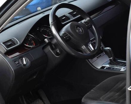 Серый Фольксваген Пассат, объемом двигателя 1.8 л и пробегом 186 тыс. км за 9490 $, фото 6 на Automoto.ua