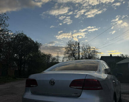 Серый Фольксваген Пассат, объемом двигателя 1.8 л и пробегом 207 тыс. км за 10500 $, фото 3 на Automoto.ua