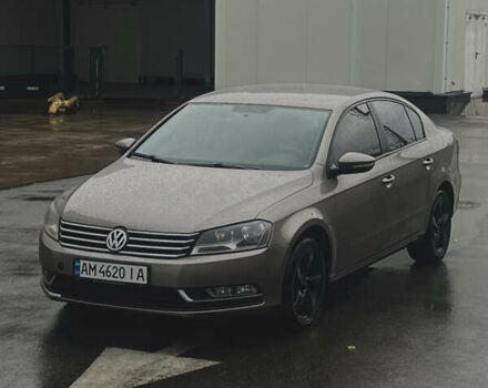 Серый Фольксваген Пассат, объемом двигателя 1.97 л и пробегом 238 тыс. км за 8700 $, фото 1 на Automoto.ua