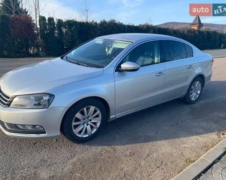 Серый Фольксваген Пассат, объемом двигателя 1.8 л и пробегом 234 тыс. км за 10300 $, фото 3 на Automoto.ua