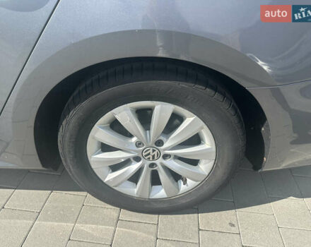 Серый Фольксваген Пассат, объемом двигателя 2.48 л и пробегом 197 тыс. км за 9200 $, фото 5 на Automoto.ua