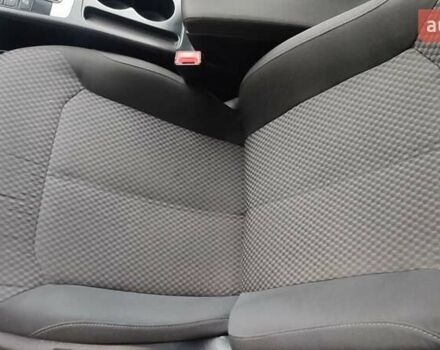 Сірий Фольксваген Пассат, об'ємом двигуна 1.6 л та пробігом 227 тис. км за 10300 $, фото 14 на Automoto.ua