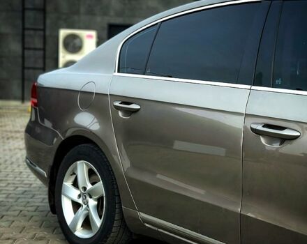 Сірий Фольксваген Пассат, об'ємом двигуна 1.8 л та пробігом 270 тис. км за 8599 $, фото 2 на Automoto.ua