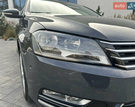 Серый Фольксваген Пассат, объемом двигателя 1.8 л и пробегом 214 тыс. км за 11900 $, фото 9 на Automoto.ua