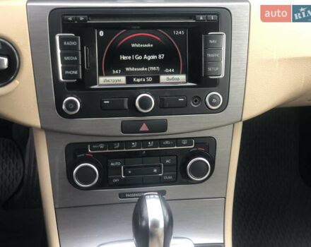 Серый Фольксваген Пассат, объемом двигателя 1.39 л и пробегом 224 тыс. км за 8350 $, фото 8 на Automoto.ua