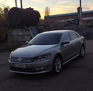 Фольксваген Пассат 2011 в Николаеве на Automoto.ua Серый Фольксваген Пассат, объемом двигателя 2.5 л и пробегом 202 тыс. км за 10000 $, фото 12 на Automoto.ua