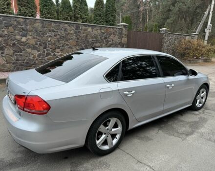 Серый Фольксваген Пассат, объемом двигателя 2.5 л и пробегом 250 тыс. км за 9700 $, фото 7 на Automoto.ua