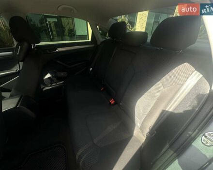 Серый Фольксваген Пассат, объемом двигателя 2.48 л и пробегом 197 тыс. км за 9200 $, фото 8 на Automoto.ua