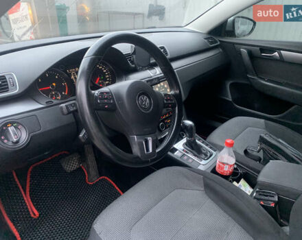 Фольксваген Пассат 2011 в Монастыриске на Automoto.ua Серый Фольксваген Пассат, объемом двигателя 1.97 л и пробегом 280 тыс. км за 11500 $, фото 11 на Automoto.ua