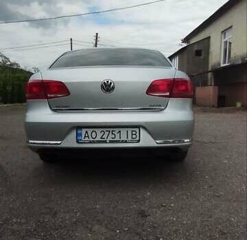 Серый Фольксваген Пассат, объемом двигателя 1.97 л и пробегом 202 тыс. км за 9500 $, фото 2 на Automoto.ua