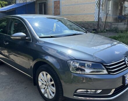 Серый Фольксваген Пассат, объемом двигателя 1.6 л и пробегом 234 тыс. км за 10700 $, фото 1 на Automoto.ua