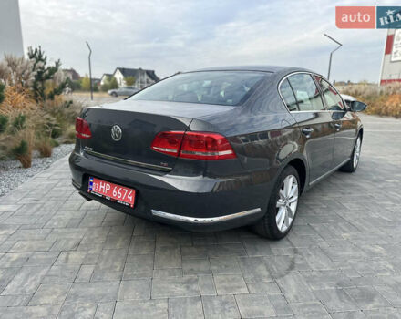 Серый Фольксваген Пассат, объемом двигателя 1.8 л и пробегом 214 тыс. км за 11900 $, фото 3 на Automoto.ua