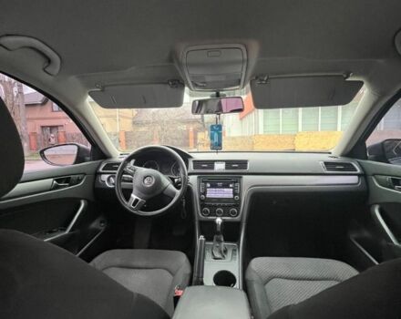 Серый Фольксваген Пассат, объемом двигателя 2.5 л и пробегом 200 тыс. км за 9600 $, фото 4 на Automoto.ua