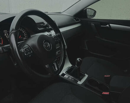 Серый Фольксваген Пассат, объемом двигателя 1.97 л и пробегом 238 тыс. км за 8700 $, фото 30 на Automoto.ua