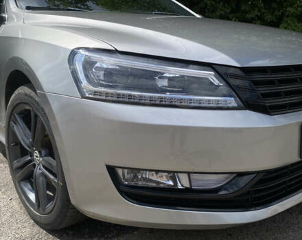 Серый Фольксваген Пассат, объемом двигателя 1.97 л и пробегом 129 тыс. км за 12999 $, фото 6 на Automoto.ua