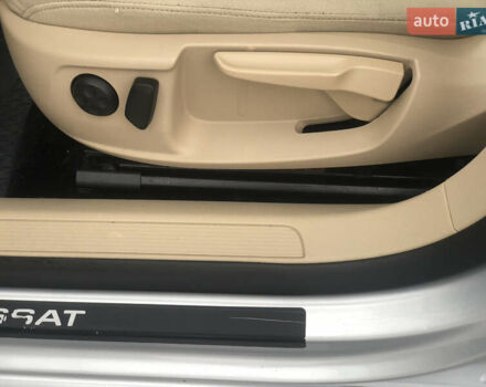 Серый Фольксваген Пассат, объемом двигателя 1.39 л и пробегом 224 тыс. км за 8350 $, фото 5 на Automoto.ua