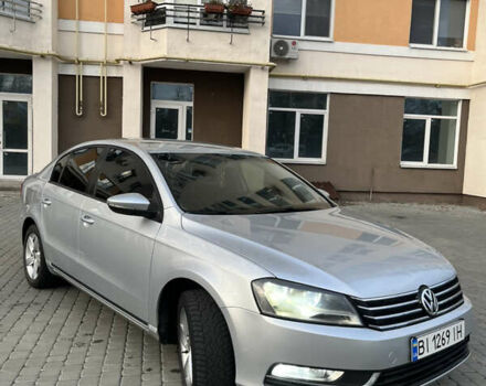 Серый Фольксваген Пассат, объемом двигателя 1.8 л и пробегом 205 тыс. км за 8500 $, фото 4 на Automoto.ua