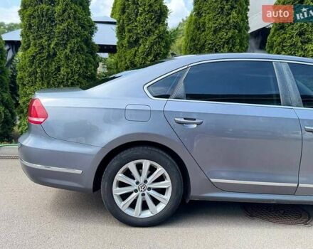 Сірий Фольксваген Пассат, об'ємом двигуна 2.48 л та пробігом 240 тис. км за 9700 $, фото 11 на Automoto.ua