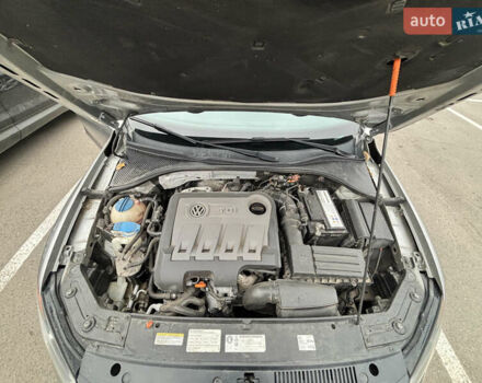 Сірий Фольксваген Пассат, об'ємом двигуна 1.97 л та пробігом 213 тис. км за 10000 $, фото 7 на Automoto.ua