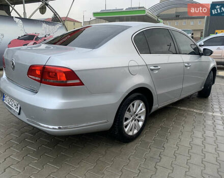 Фольксваген Пассат 2011 в Монастыриске на Automoto.ua Серый Фольксваген Пассат, объемом двигателя 1.97 л и пробегом 280 тыс. км за 11500 $, фото 3 на Automoto.ua