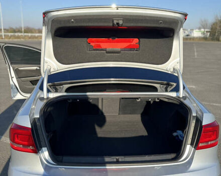 Серый Фольксваген Пассат, объемом двигателя 1.97 л и пробегом 277 тыс. км за 9200 $, фото 10 на Automoto.ua