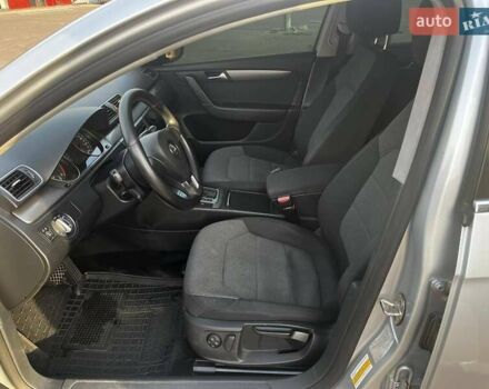 Серый Фольксваген Пассат, объемом двигателя 1.97 л и пробегом 301 тыс. км за 9800 $, фото 7 на Automoto.ua