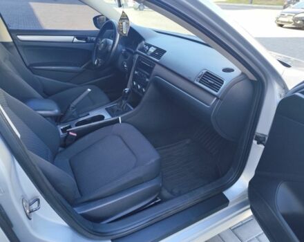 Серый Фольксваген Пассат, объемом двигателя 2.5 л и пробегом 254 тыс. км за 7900 $, фото 9 на Automoto.ua