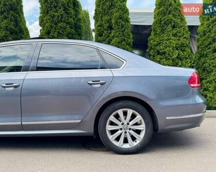 Сірий Фольксваген Пассат, об'ємом двигуна 2.48 л та пробігом 240 тис. км за 9700 $, фото 10 на Automoto.ua