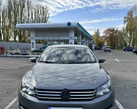 Сірий Фольксваген Пассат, об'ємом двигуна 2.5 л та пробігом 220 тис. км за 10500 $, фото 5 на Automoto.ua