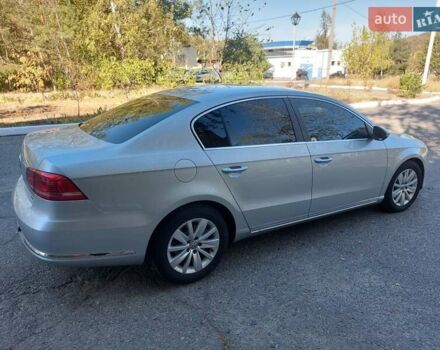 Серый Фольксваген Пассат, объемом двигателя 1.8 л и пробегом 123 тыс. км за 10600 $, фото 6 на Automoto.ua